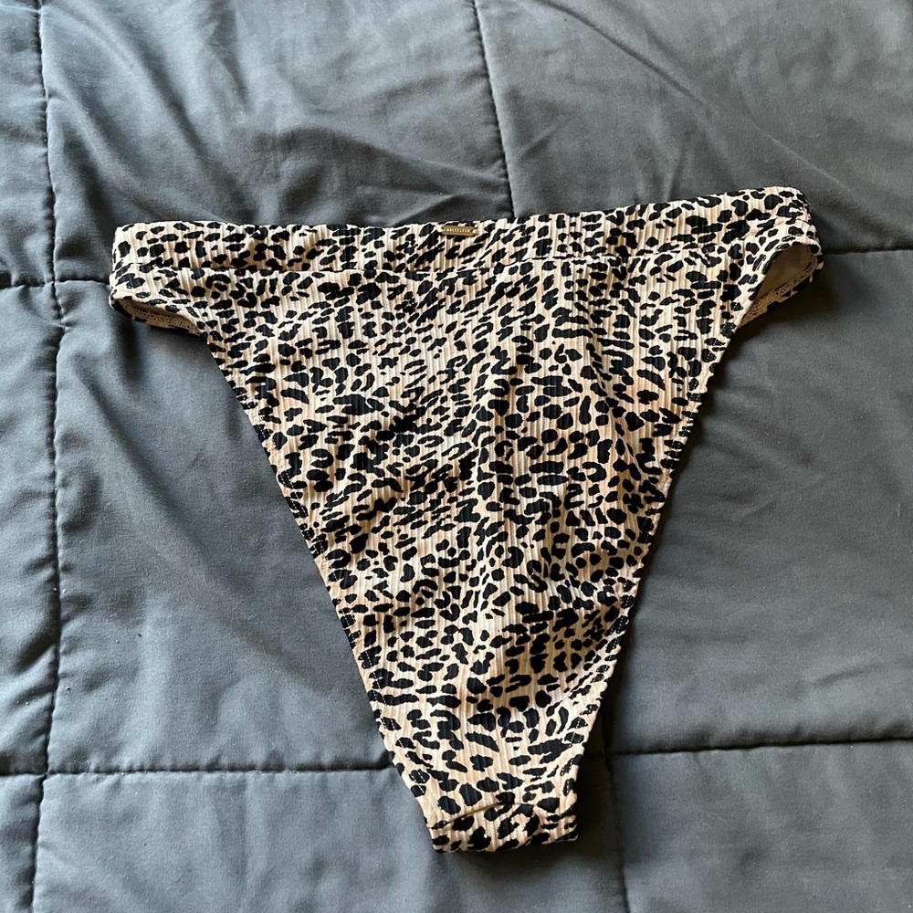 hollister swim suit bottoms